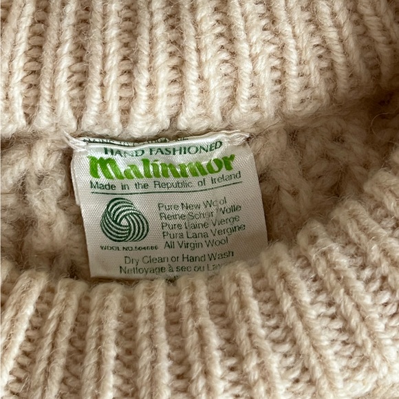 1970s Handmade Malinmor Irish Wool Cream Cable-Knit Sweater, Size XS/S - Picture 2 of 8